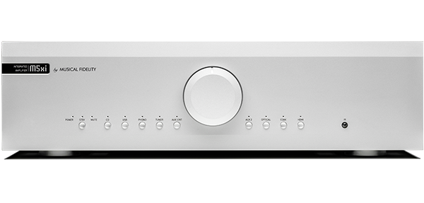 M5xi Rear Panel